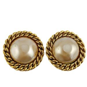 CHANEL Gold Pearl Earrings
